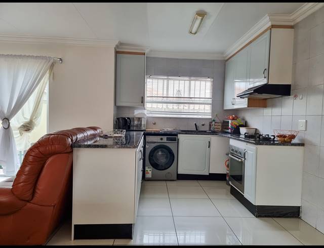 4 BEDROOM SIMPLEX RENTED IN ELANDSPARK